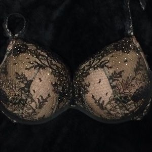 Victoria's Secret 38DD Push-Up Bra